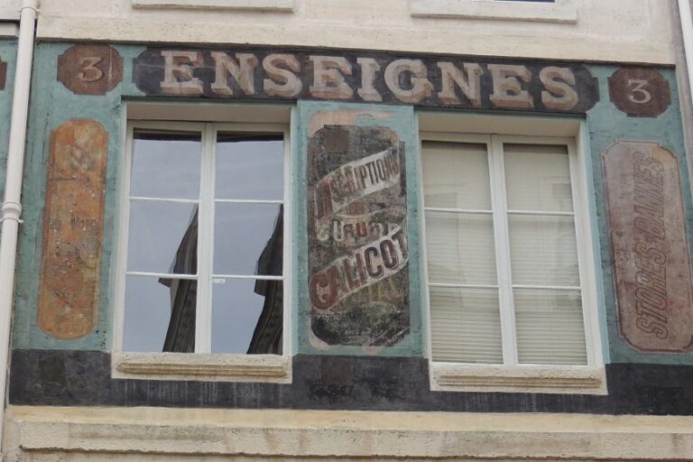 Enseignes-Paris-by-Wim-Dammers-1